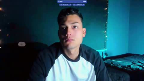 Snapshot of harrydavidsonx chatting on November 7, 5:18 am ... online show from November 7, 5:18 am