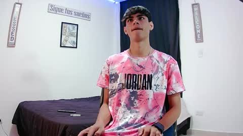 harry thomson online show from November 3, 5:09 am