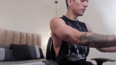 Harry Jones online show from January 11, 5:18 pm