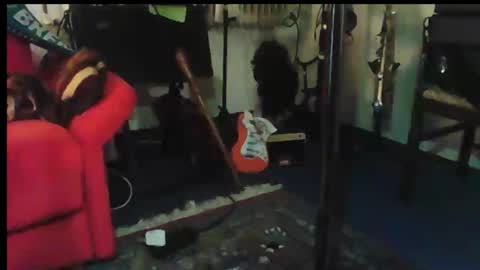 Snapshot of hartwichser1 chatting on December 19, 12:34 am hot n nasty online show from December 19, 12:34 am