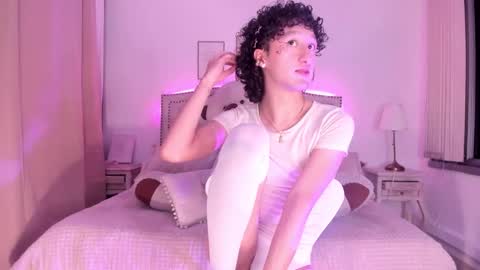 Snapshot of haru__kii chatting on December 4, 3:16 am haru online show from December 4, 3:16 am