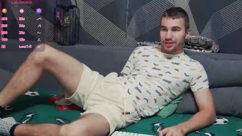 Harvey online show from November 11, 9:15 pm