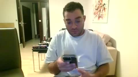 Snapshot of hash420 chatting on December 10, 4:17 pm hash420 online show from December 10, 4:17 pm