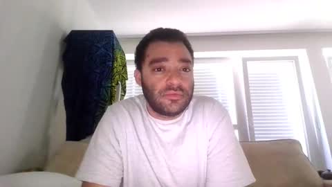 Snapshot of hash420 chatting on February 5, 11:12 am hash420 online show from February 5, 11:12 am