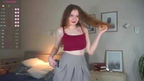 Snapshot of hasta_la_kissy chatting on November 15, 5:16 am Mary online show from November 15, 5:16 am