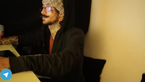 More content   2   online show from January 24, 2:07 am