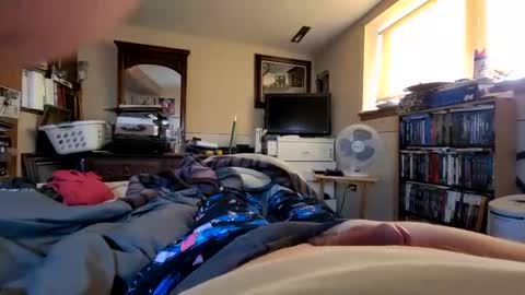 Snapshot of hawkfan1888 chatting on February 9, 10:21 pm hawkfan1888 online show from February 9, 10:21 pm