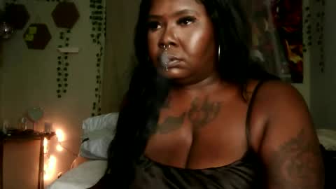 hawtchoc37 online show from September 14, 12:43 am