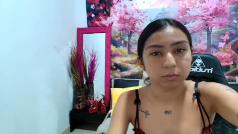 Snapshot of hayami_18 chatting on January 8, 11:32 am HAYAMI online show from January 8, 11:32 am