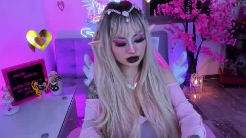 Snapshot of hayami_dai chatting on November 24, 3:17 am Hayami Dai online show from November 24, 3:17 am