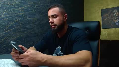 Snapshot of hayeswood chatting on November 10, 5:39 am HayesWood online show from November 10, 5:39 am