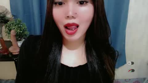 Snapshot of haylee_slut chatting on January 1, 12:21 am haylee online show from January 1, 12:21 am