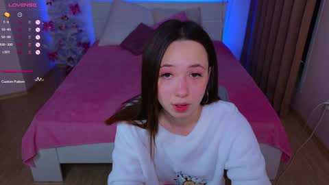 Snapshot of haylefirehot chatting on December 30, 7:59 am Hayle online show from December 30, 7:59 am