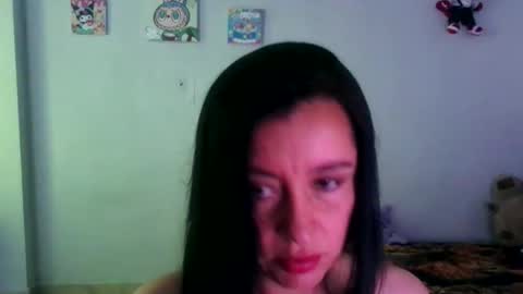 Snapshot of haylie85 chatting on November 17, 6:46 pm haylie85 online show from November 17, 6:46 pm