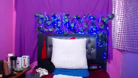 hazel online show from December 29, 12:41 am