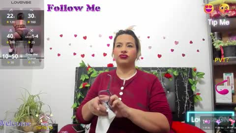 Snapshot of hazel_34 chatting on November 3, 8:26 am hazel online show from November 3, 8:26 am