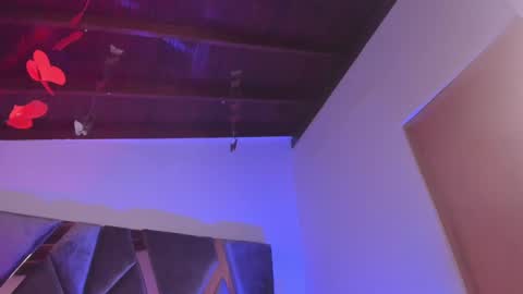 Im Hazel online show from February 19, 1:29 am