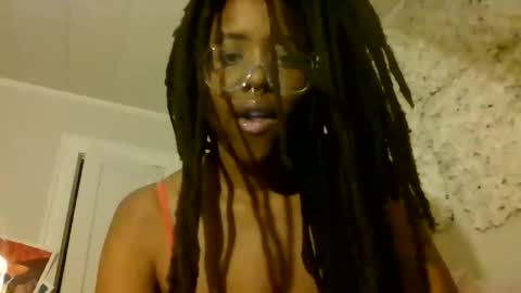 Hazel Hanes online show from January 15, 7:46 am