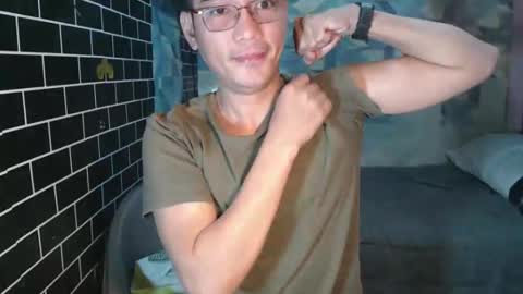 Snapshot of heaven_steven chatting on September 17, 9:49 pm Steven online show from September 17, 9:49 pm