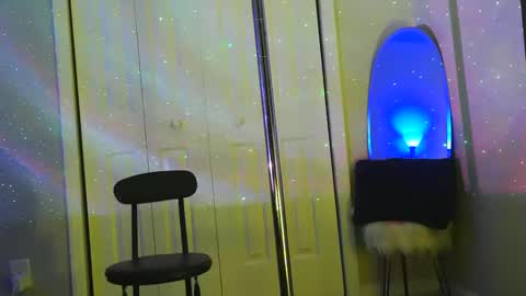 Snapshot of heavenllyy chatting on January 7, 1:06 am Heavenllyy online show from January 7, 1:06 am