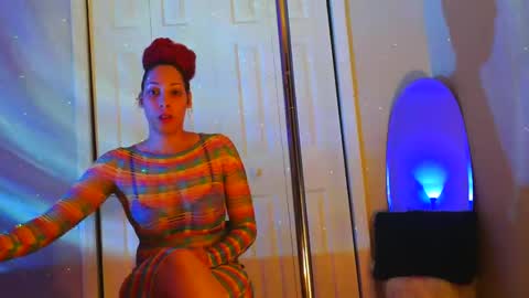 Snapshot of heavenllyy chatting on January 10, 6:09 am Heavenllyy online show from January 10, 6:09 am