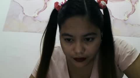 heavenlyeyes69 online show from December 15, 2:41 am