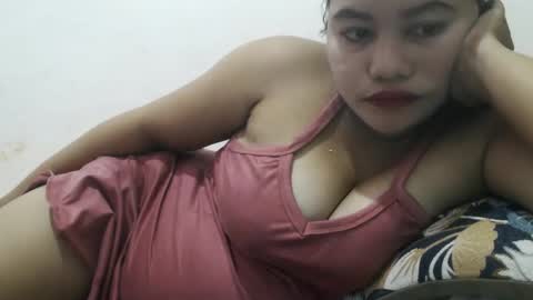 heavenlyeyes69 online show from March 2, 6:14 am