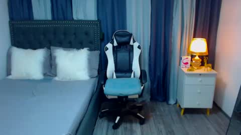 ITS FREE TO ASK online show from December 28, 4:30 pm