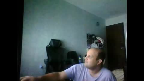 Snapshot of heavy_rebellxc chatting on October 24, 4:42 am Heavy Rebell online show from October 24, 4:42 am