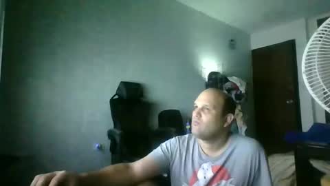 Snapshot of heavy_rebellxc chatting on November 2, 6:16 am Heavy Rebell online show from November 2, 6:16 am