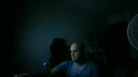 Snapshot of heavy_rebellxc chatting on November 3, 4:36 am Heavy Rebell online show from November 3, 4:36 am