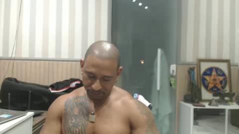 hebertgomes online show from January 9, 2:43 am