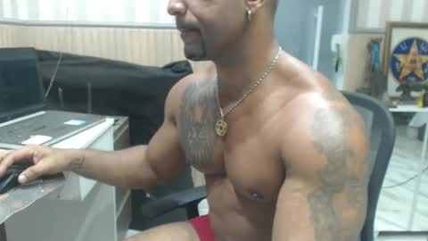 hebertgomes online show from February 15, 10:52 pm