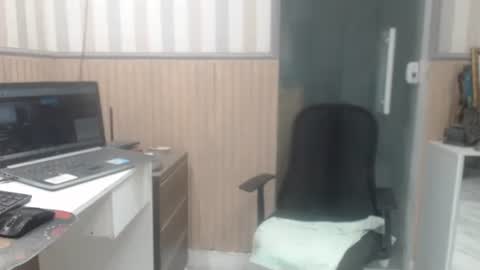 Snapshot of hebertgomes chatting on October 9, 11:25 pm hebertgomes online show from October 9, 11:25 pm