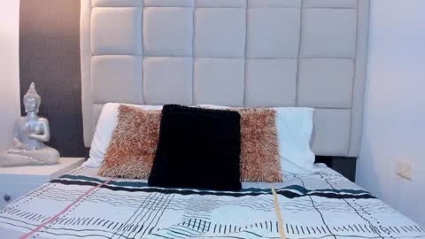 Keira Hecate online show from January 5, 7:07 pm