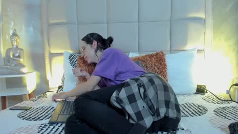 Keira Hecate online show from February 13, 8:05 pm