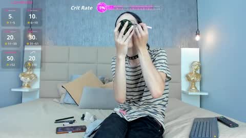 Keira Hecate online show from April 9, 7:30 pm