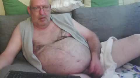 Hechizo online show from September 21, 3:13 pm