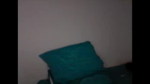 Snapshot of hedone33 chatting on December 14, 1:33 am hedone33 online show from December 14, 1:33 am