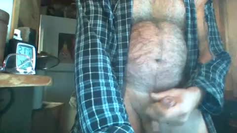 Snapshot of heeler66 chatting on December 20, 4:04 pm heeler66 online show from December 20, 4:04 pm