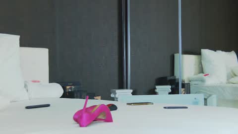 Helen online show from February 17, 5:25 am