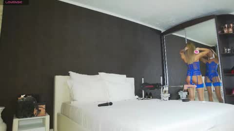 Helen online show from November 7, 6:41 pm