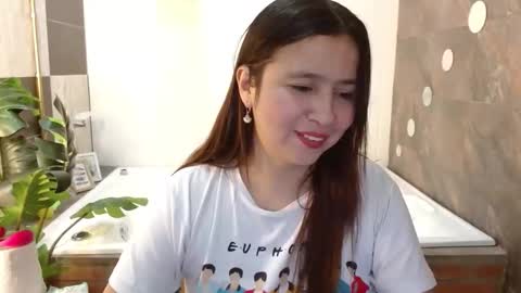 Heidy online show from March 15, 1:06 pm