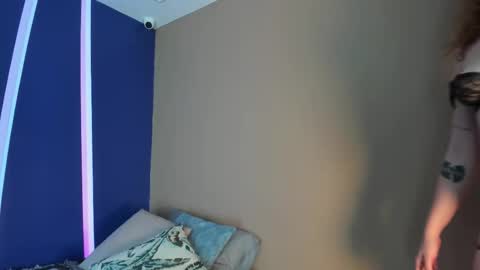 helena online show from September 25, 10:24 pm