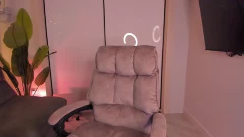 Helen online show from January 9, 11:13 pm