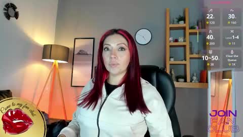 Snapshot of helenaduque_ chatting on October 15, 10:59 am Helena online show from October 15, 10:59 am