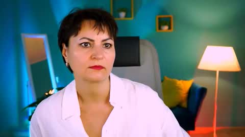 helenbeler online show from November 24, 8:36 am