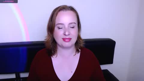 Snapshot of helenbrais chatting on October 6, 7:50 am Helen online show from October 6, 7:50 am