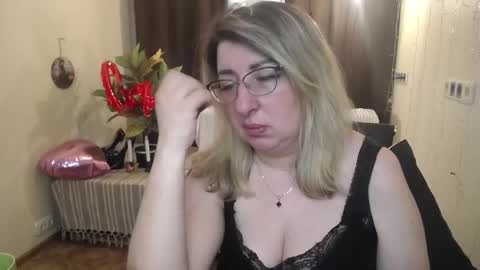 helenenigma online show from February 21, 4:40 am