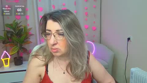 Snapshot of helenenigma chatting on February 11, 7:30 pm helenenigma online show from February 11, 7:30 pm